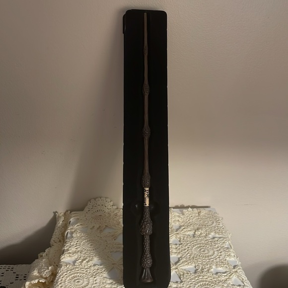 Harry Potter The Elder Wand - Picture 3 of 7